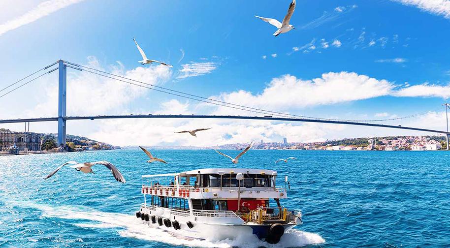 Boğaziçi Yalıları ve Haliç'in Köşkleri - Boğaz'da Öğle Yemekli Tekne Turu