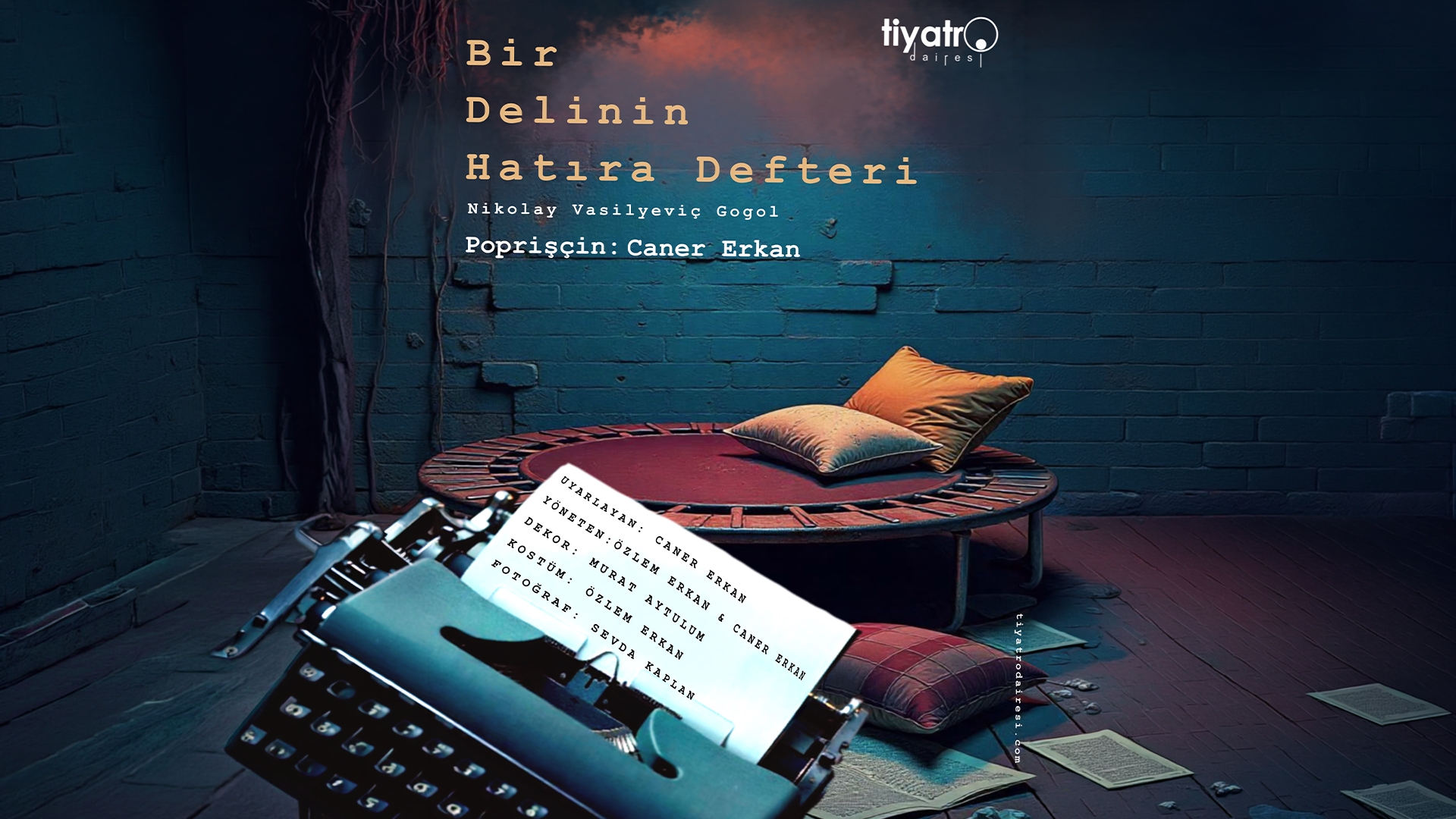 Bir Delinin Hatıra Defteri afişi