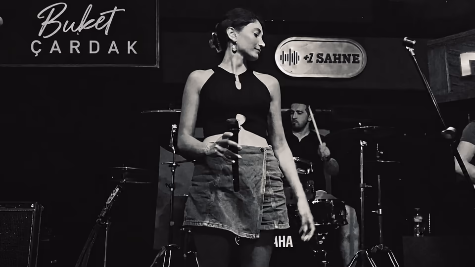 Buket Çardak