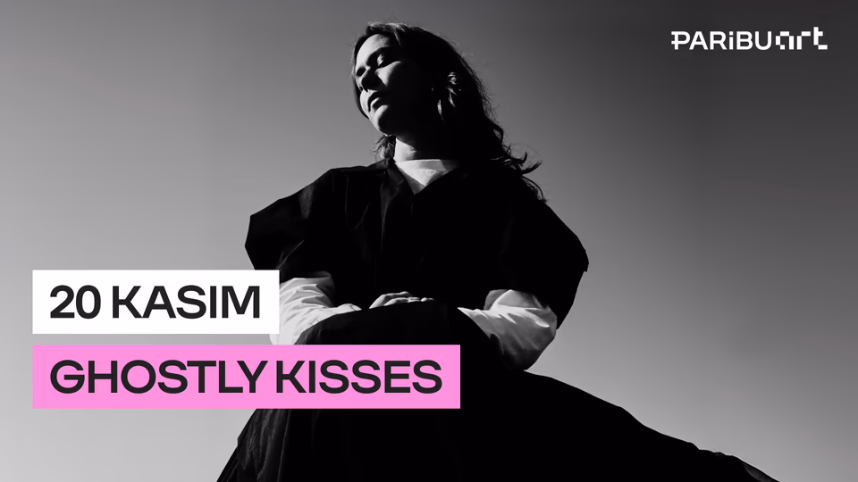 Ghostly Kisses