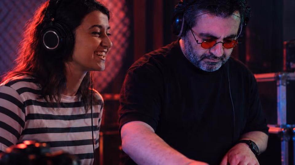Ecem Ra Ft. Olcay B. DJ Jesus