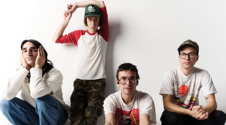 %100 Müzik Sunar: DIIV , Öncesi : Yangın