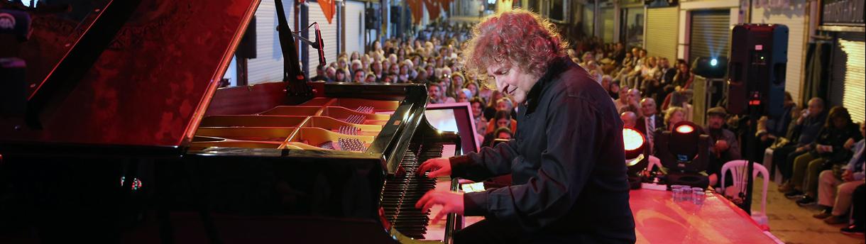 Tuluyhan Uğurlu Dokuz Altın